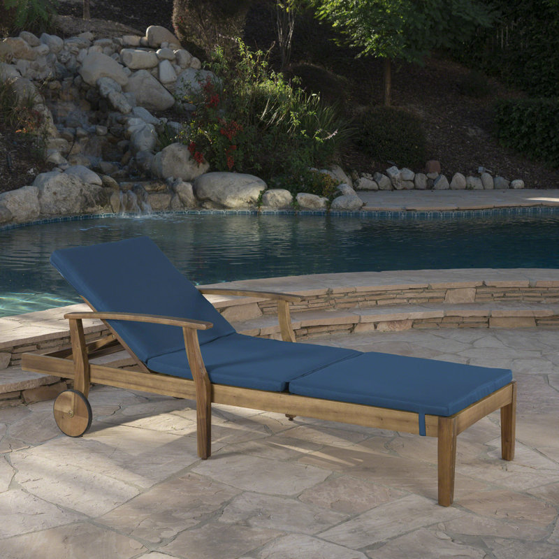 Chaise longue inclinable 79 po avec coussins Bevens, Bleu