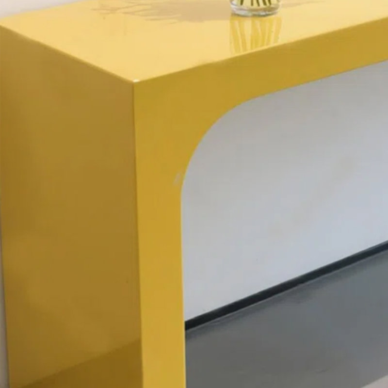 Console Minimalis