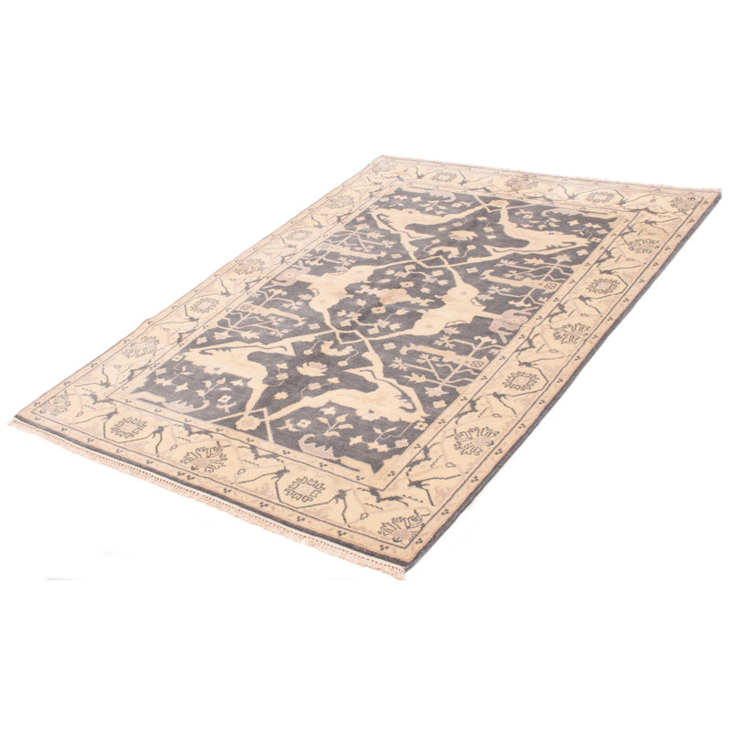 Tapis unique gris foncé 6 pi 3 po x 9 pi Pilning