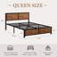 Ensemble de chambre à coucher 3 pièces Laurea, cadre de lit industriel avec 2 tables de chevet, lit plateforme en métal avec tête et pied de lit en bois, ensemble de mobilier de chambre de ferme avec tables de bout rechargeables, 2 prises CA et 2 ports USB, aucun sommier nécessaire-363749656-363749666