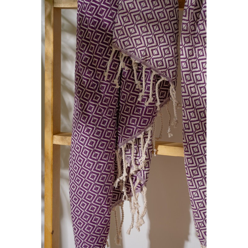 Luxueuse serviette de plage 100% coton Fouta, 39,4 po x 70,9 po | Doux et léger, 7,9 oz / pied carré | Idéal pour la plage, la piscine et le spa | Séchage rapide, entretien facile - lavage délicat à 104 ° F, séchage par culbutage à basse température