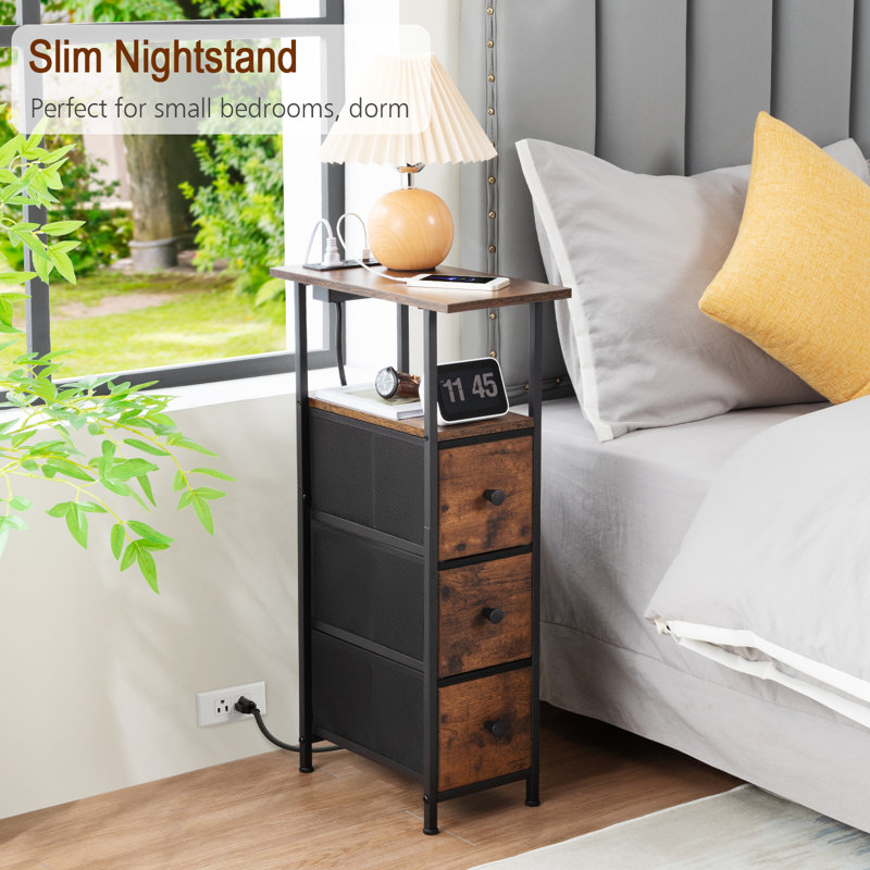 Table de bout Skinny avec 3 tiroirs en tissu pour la chambre à coucher, petits espaces, Brun rustique