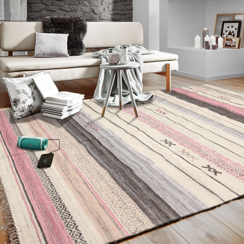 Tapis rectangulaire intérieur / extérieur de conception unique 5 pi 3 po x 7 pi 7 po One-of-a-Kind