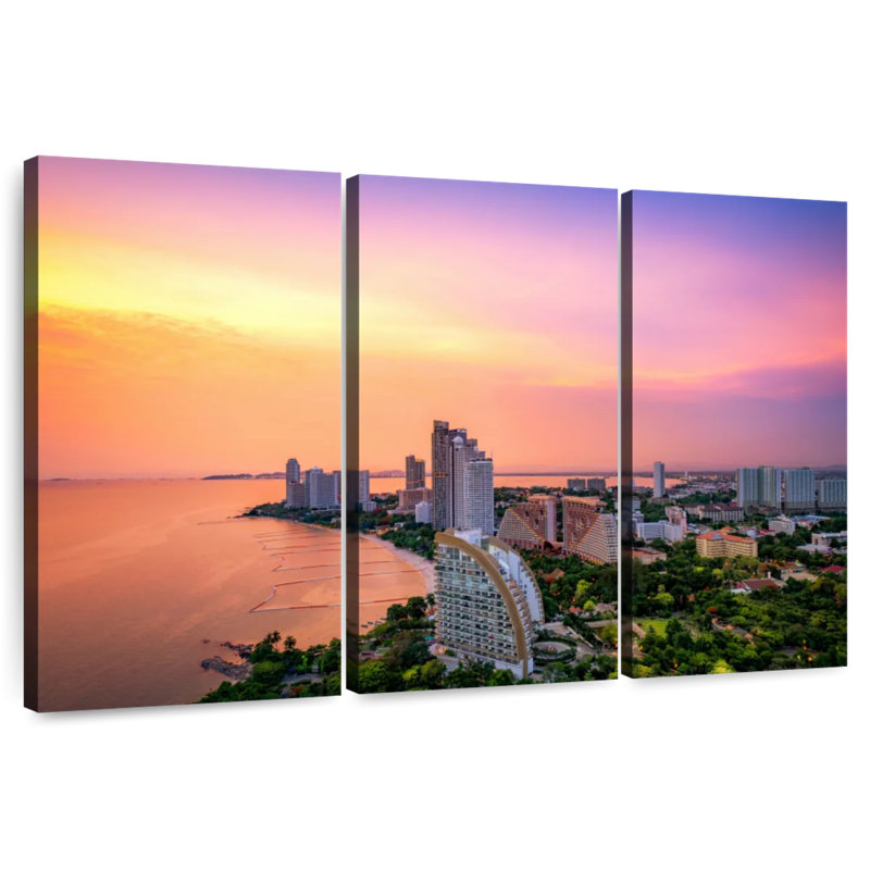 R bord de mer de la ville de Pattaya, H 32 po x l 50 po