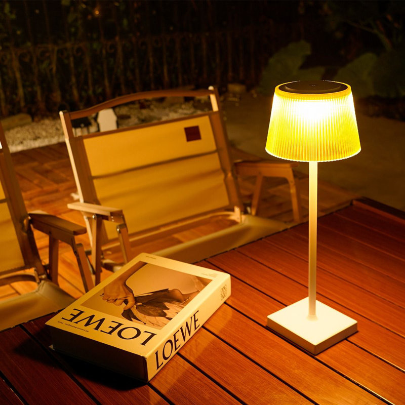 Metal Desk Lamp, Yellow, White