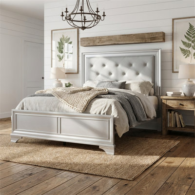 Cadre de grand lit, lit plateforme argenté avec lumières DEL à changement de couleur, tête de lit matelassée cloutée, style minimaliste moderne