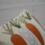 Housses de coussin de Pâques 12 x 20 pouces - 5 taies d'oreiller décoratives de printemps brodées carottes, tissu de coton doux avec fermeture à glissière cachée pour le canapé et la décoration intérieure