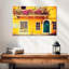 Lilie maison jaune pittoresque-107688975