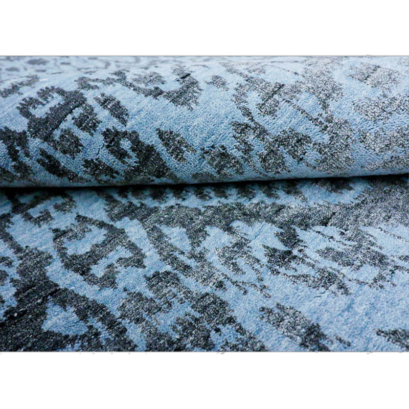 Area Rug in Gray, Rectangle 9' x 12'