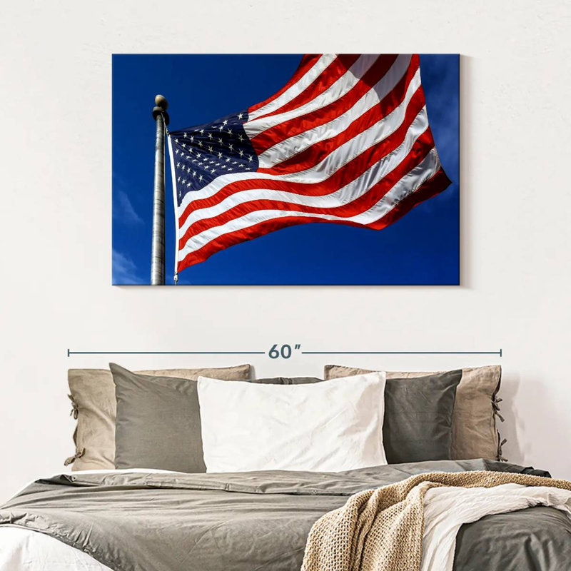 Borges Windblown American Flag, 32" H x 48" W