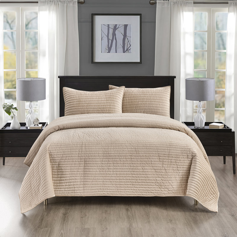 Ensemble de courtepointe en velours taupe Pointehaven, Taupe, Courtepointe pour lit double/grand et 2 taies déc