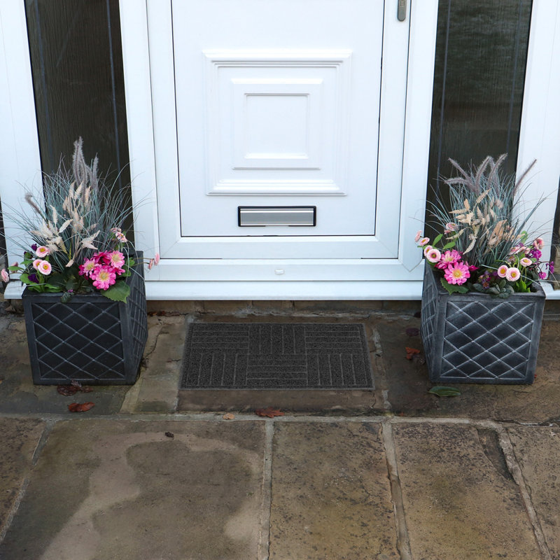 Non-Slip Geometric Doormat, Grey