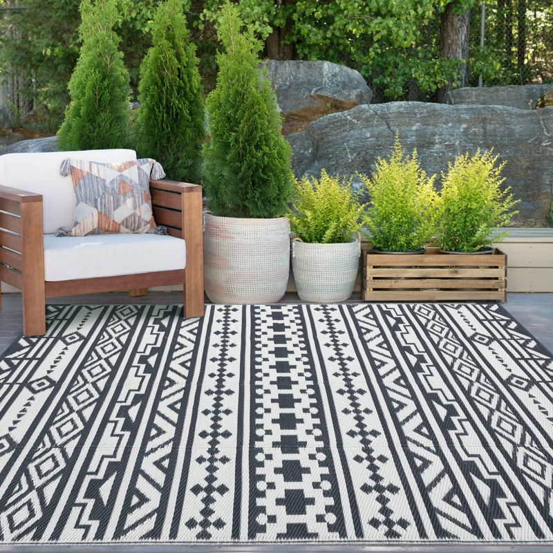 Marliegh Geometric Waterproof Reversible Outdoor Rug, Rectangle 9' x 12'
