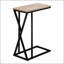 Élégante table d'appoint en forme de C pour le salon et la chambre à coucher, pour des collations et une utilisation latérale avec un design moderne.-735394574