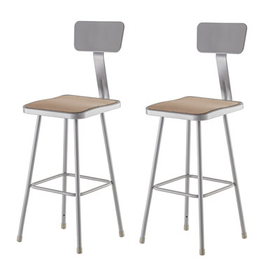 Tabouret en acier robuste