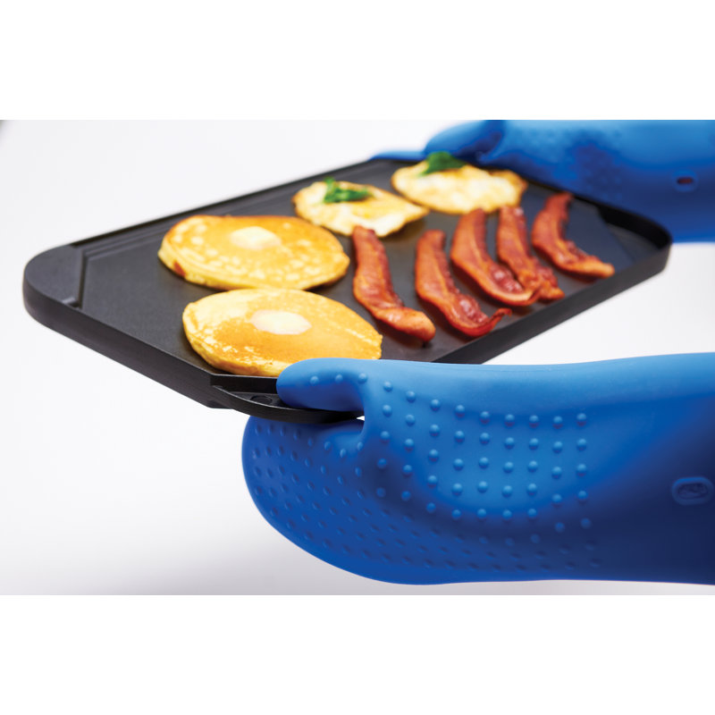 Black Aluminum Non-Stick Barbecue Griddle, 10.75" x 19"