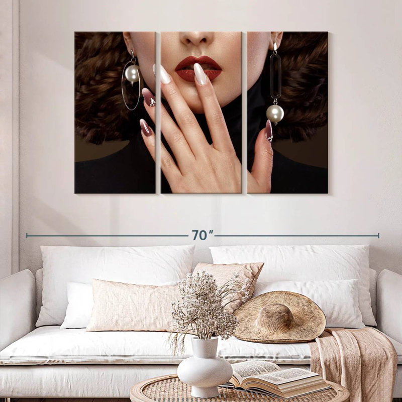 Shuttleworth Red Hot Lips, 32" H x 50" W