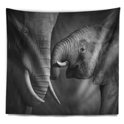 Tapisserie «Elephants montrant l'affection»
