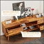 Meuble télé 63 pouces de style rétro avec design biseauté, tiroirs et pieds en bois robustes pour le divertissement dans le salon
