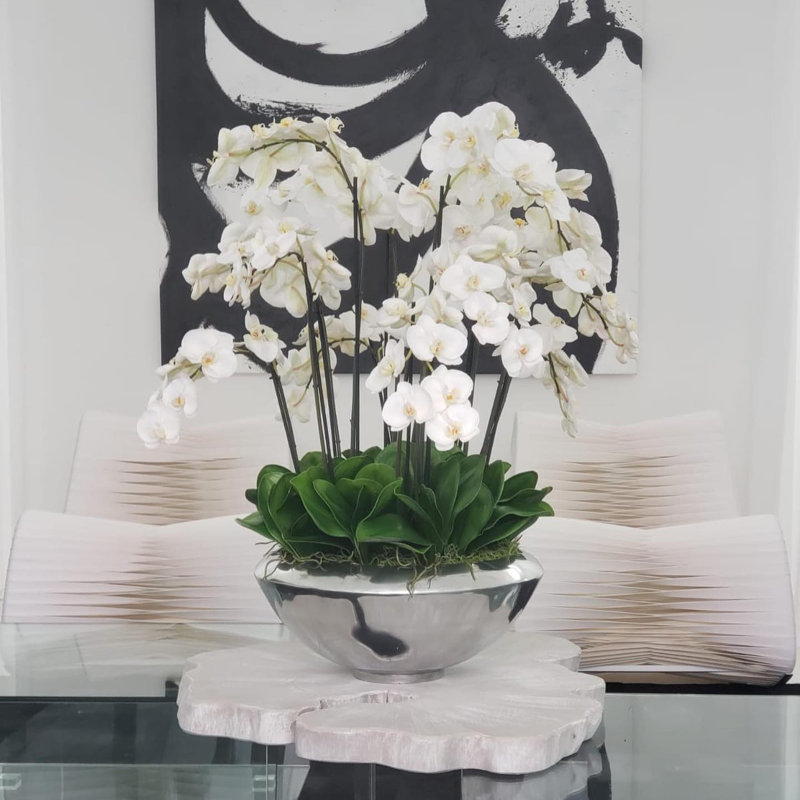 Arrangement in Planter, White