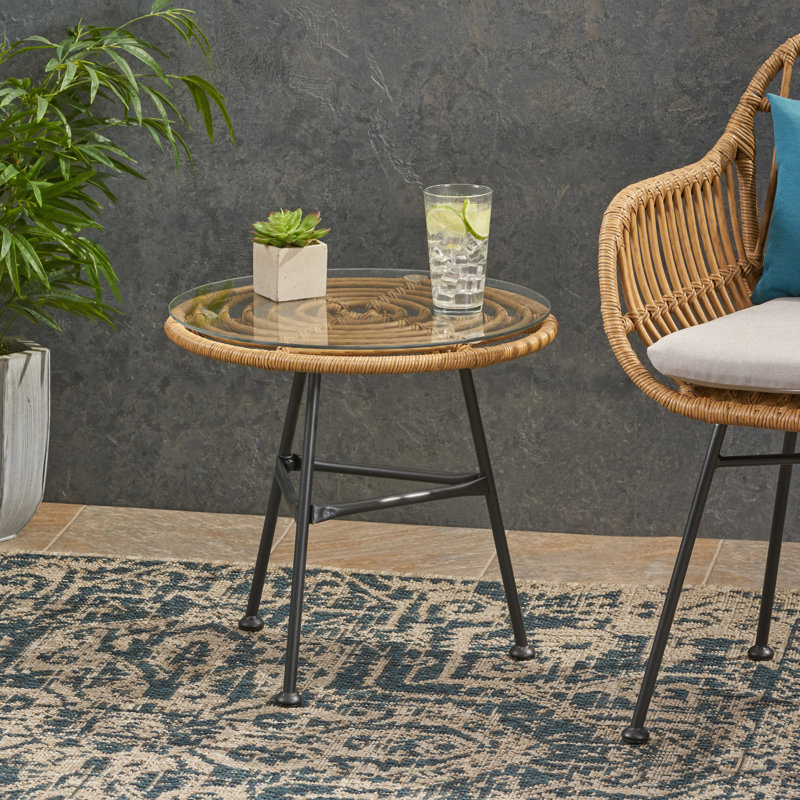 Élégante table d'appoint avec plateau en verre trempé