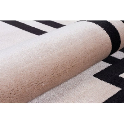 Mavera Viscose Geometric Indoor Rug
