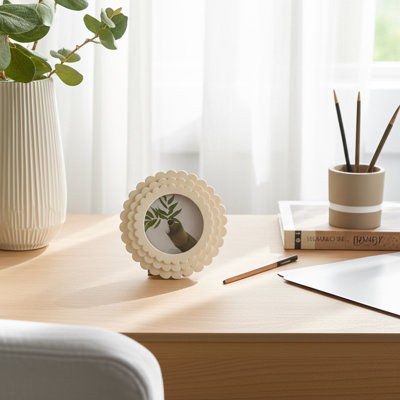 Decorative Frame Resin Wood Polyresin Round Scalloped Edge Casual Style for 4x4 Photo Home Office Bedroom Living Room Display - 1" Ivory & Tan
