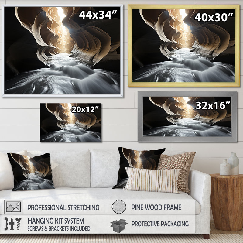 Canyon Rhythms antique sur toile, Encadrement doré, H 12 po x l 20 po x P 1 po