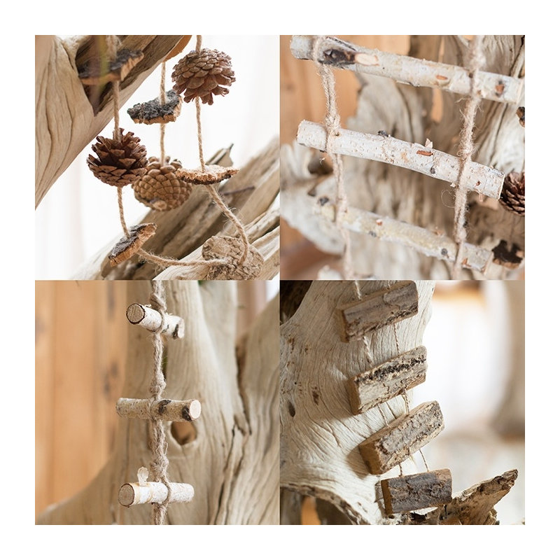 Figurine suspendue de chaîne en bois
