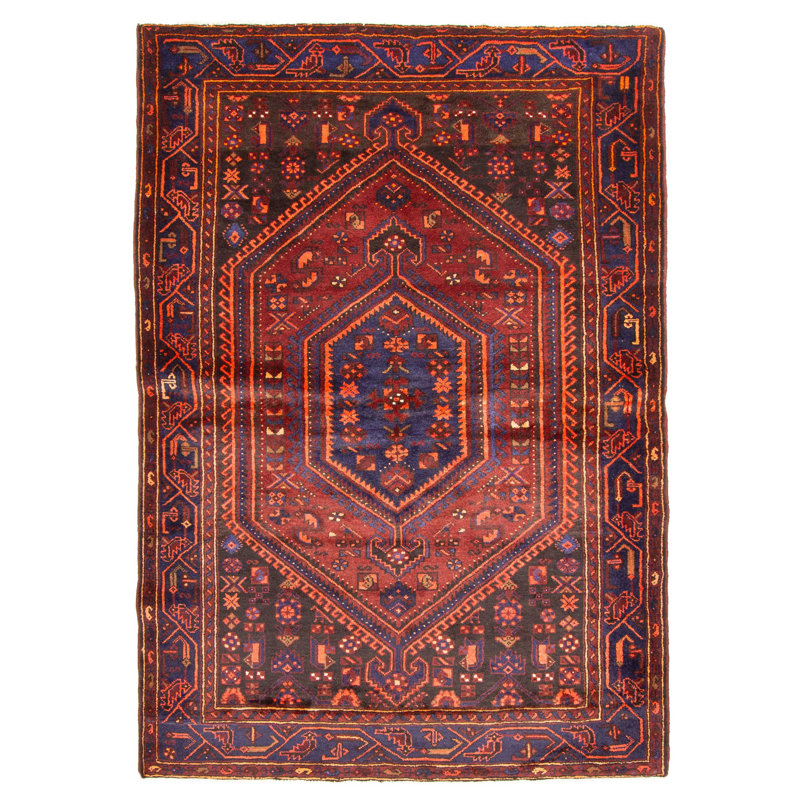 Tapis rouge Anadol 5 pi 2 po x 7 pi 5 po