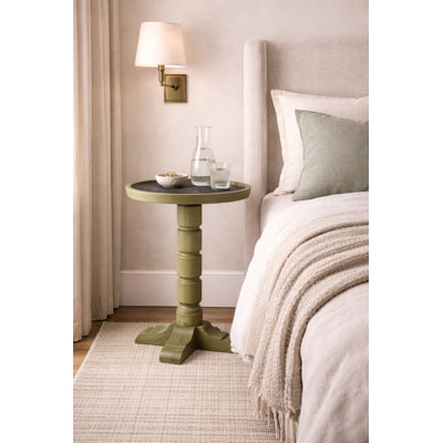 Spot Table - Pistaschio