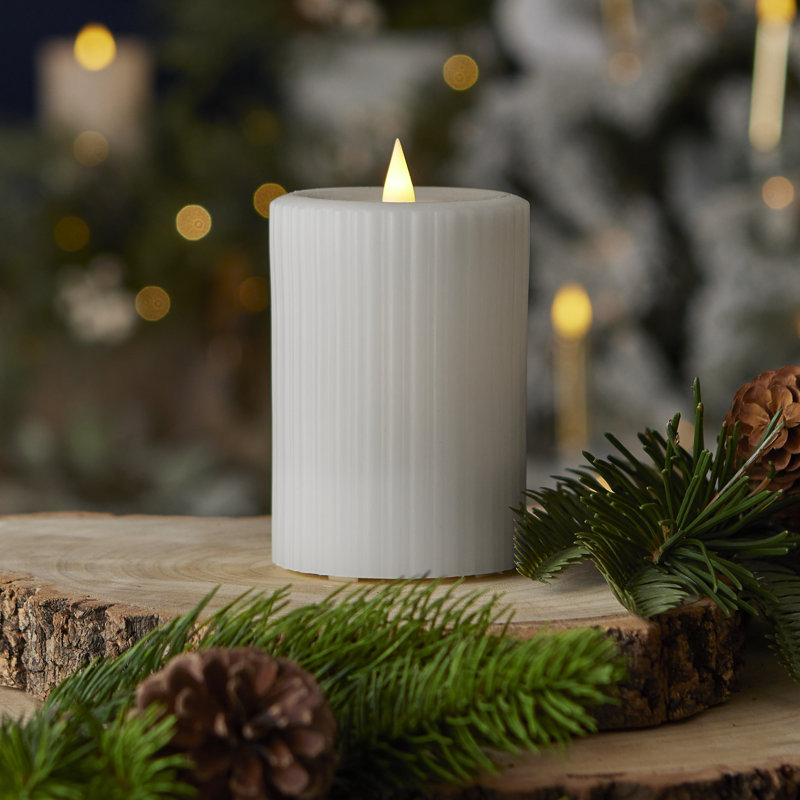 Bougie fine sans flamme à nervures 3 x 5, 5 po x 3 po, Blanc