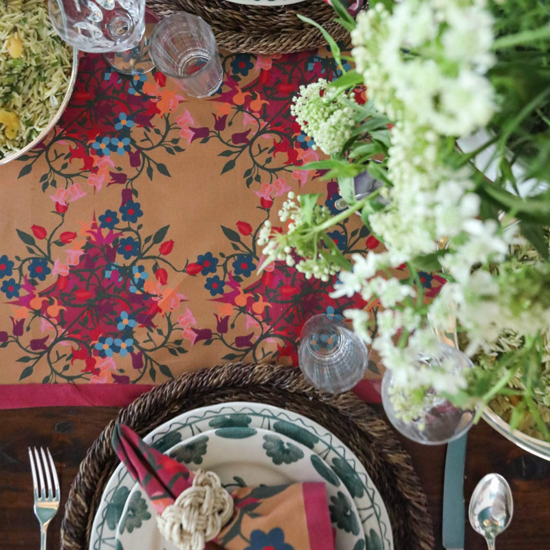Table Runner Blumen Orange, 12" x 78" Runner