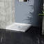 Base de douche 36 x 36 po Goodyo, drain centré et simple seuil
