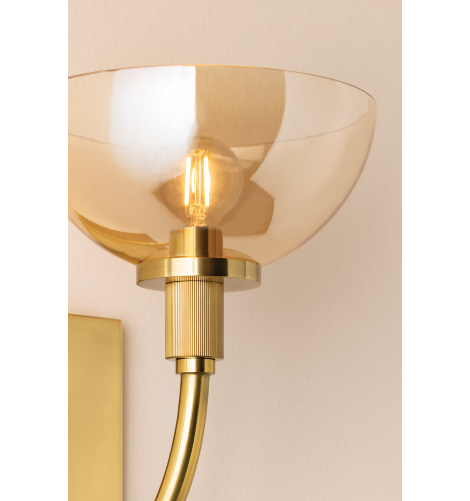 Eva Single Light Wallchiere