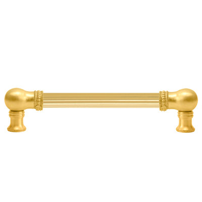 Classic with 5/8 reeded center long pull