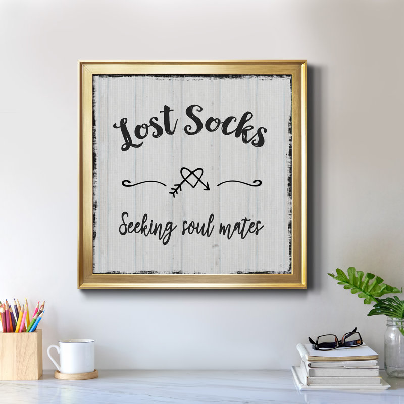 «Lost Socks», art textuel sur toile, Cadre doré, H 17,5 po x l 17,5 po x P 1,5 po