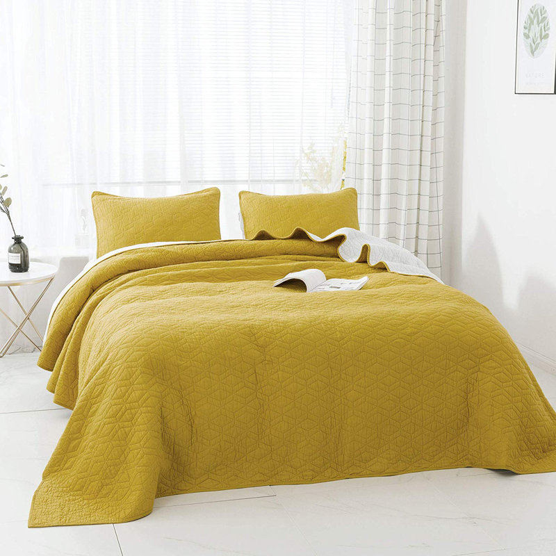 American Traditional Cotton Geometric Shapes Coverlet, Twin Coverlet + 2 Shams