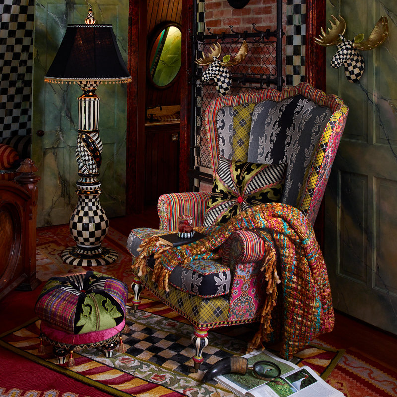 Courtly Check® Small Moose