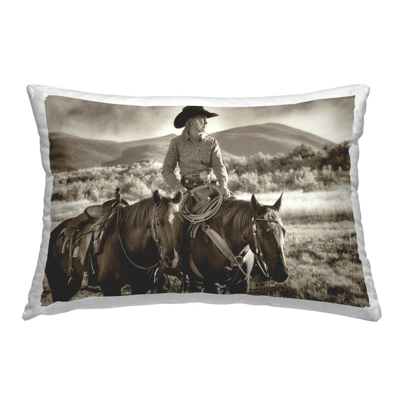 Coussin Stoic Cowgirl with Lasso