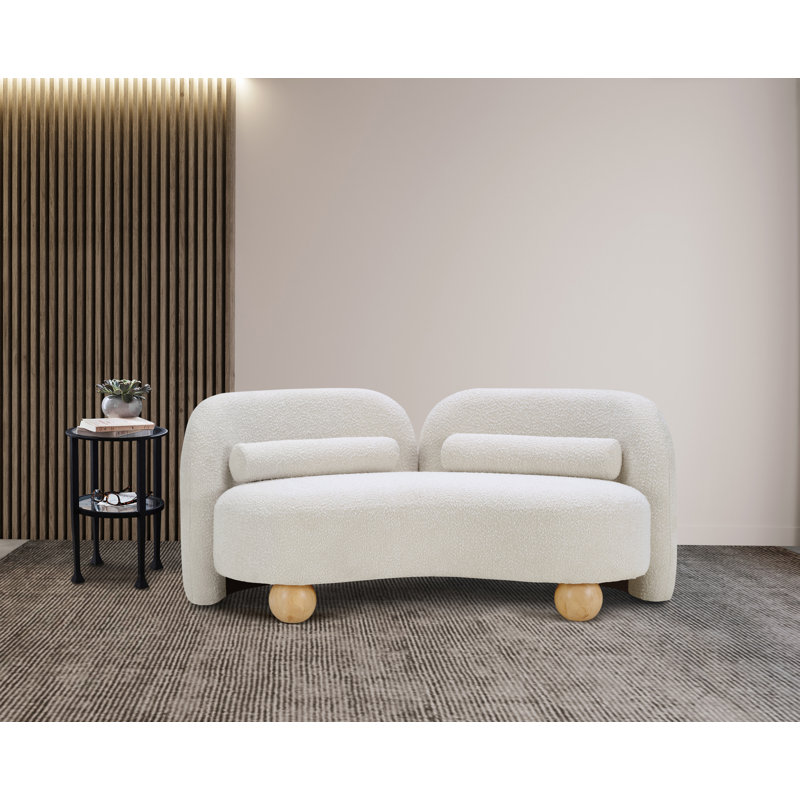 Causeuse Daphne, Tissu crème bouclé