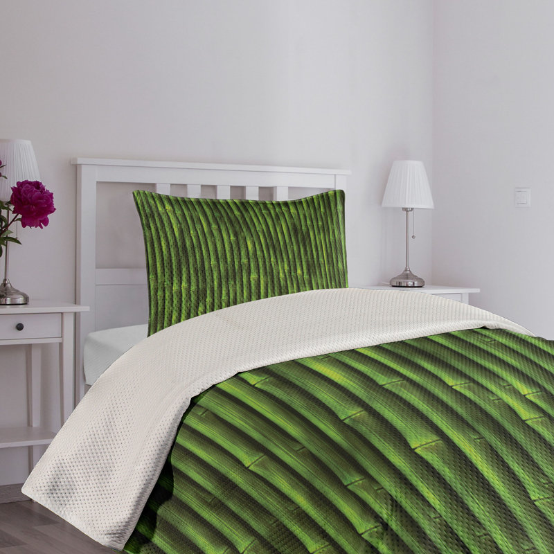 Green Bamboo Print Twin Quilted Bedspread Set