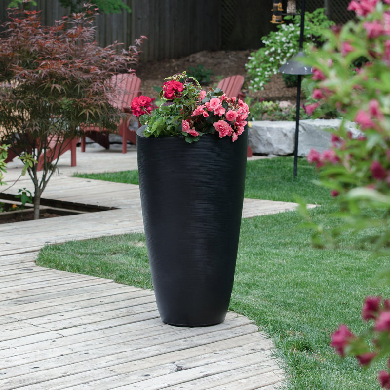 Jardinière en plastique Marazzi, Noir, H 42 po x l 22 po x P 22 po