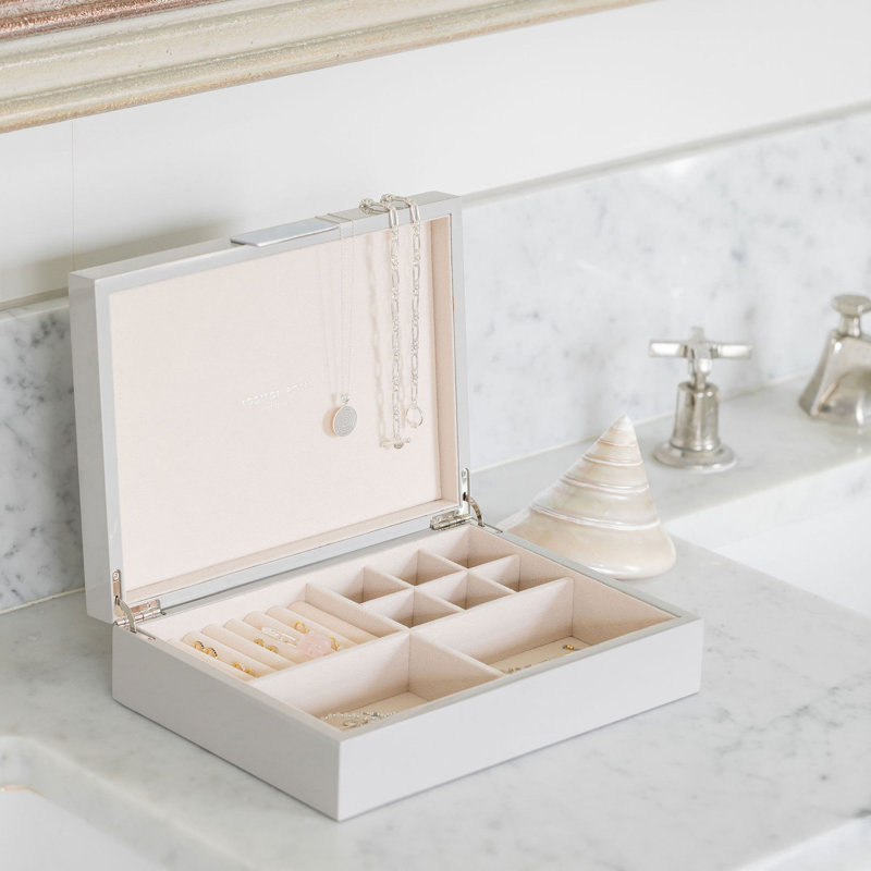 Chiffon Laquer Jewelry Box, Chiffon