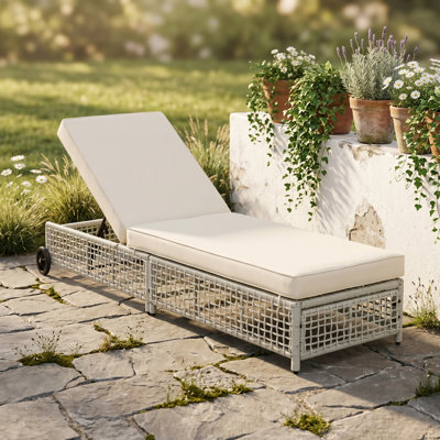 Patio Woven Rattan Lounge Chair with Adjustable Backrest, Cushioned Outdoor Chaise with Wheels for Garden, Poolside