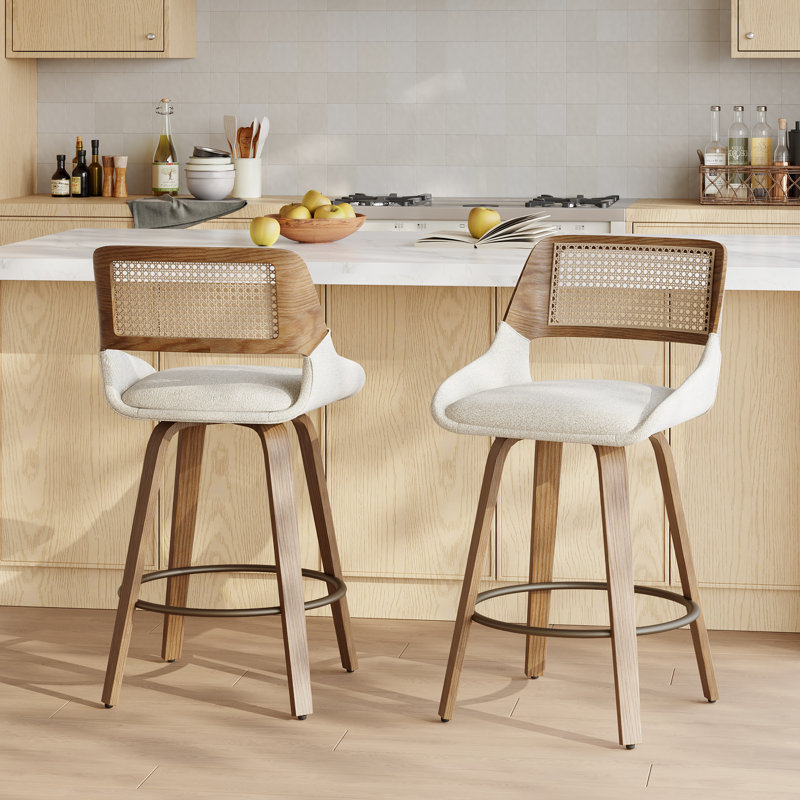 Tabouret de comptoir pivotant 26 po Mid-Century avec siège rembourré et dossier en rotin, Beige