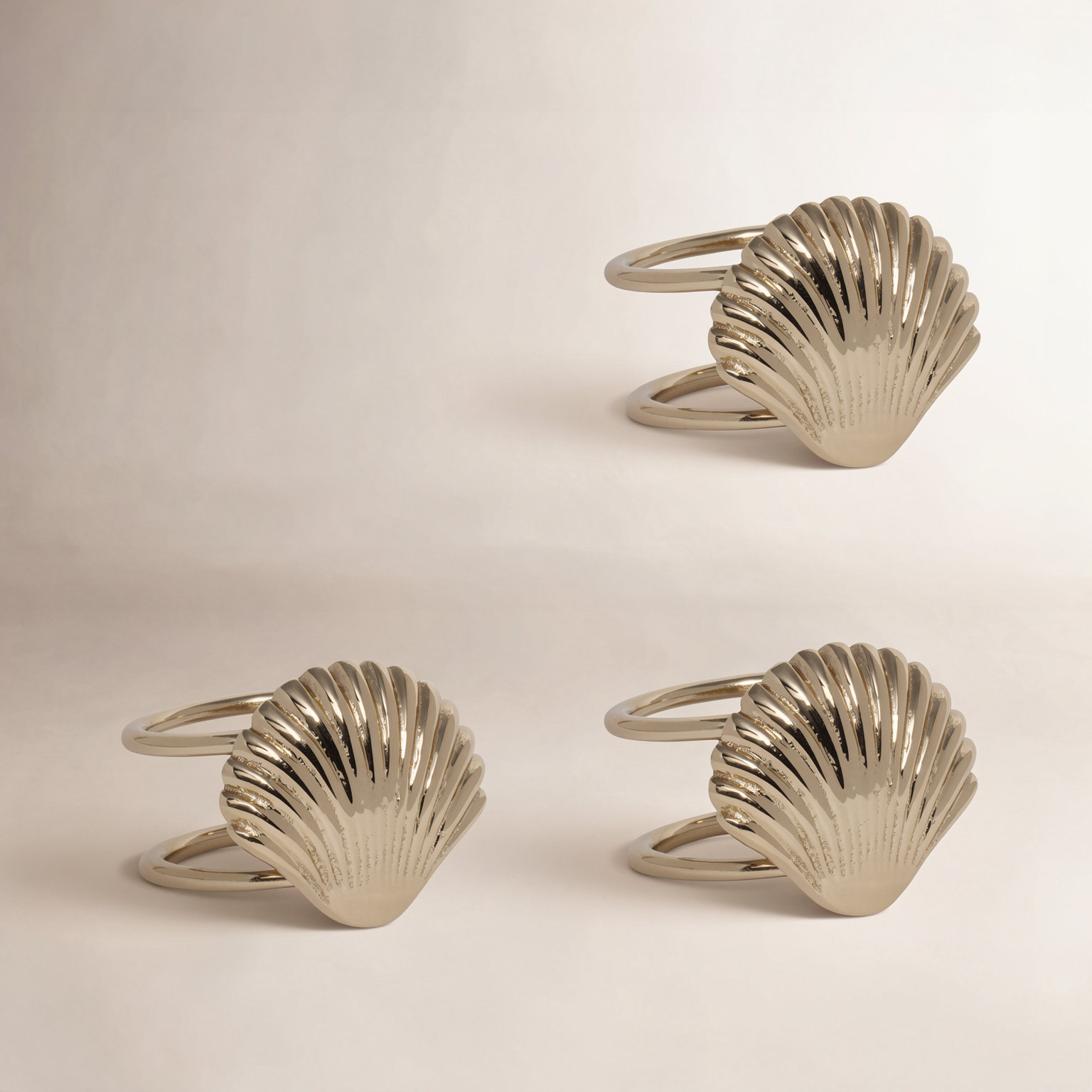 Cap Ferrat Fan Shell Brass Napkin Rings, Gold