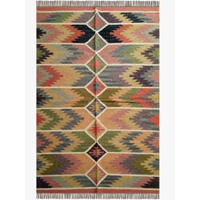 Ruhan Rug