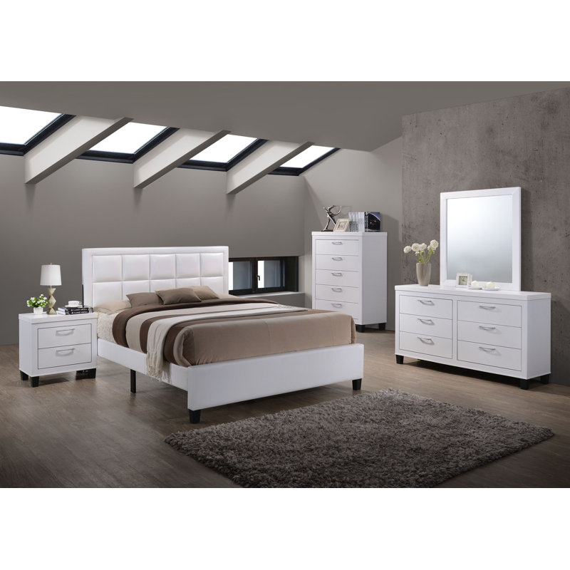 Kerrilynn Piece Bedroom Set, White