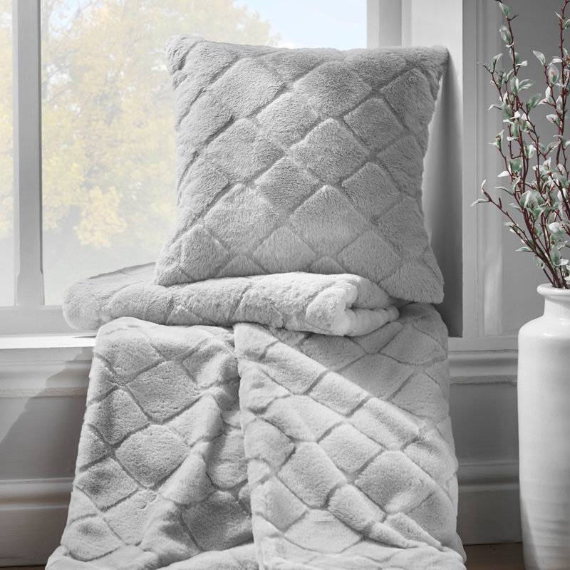 Cosy Diamond Cushion with inner and Cover, Silver